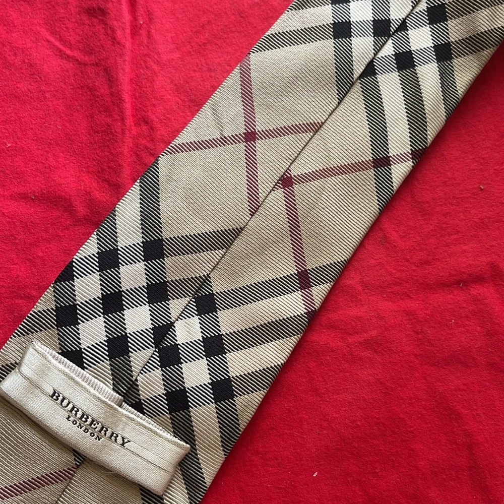 Burberry Tie Nova Check - Picture 4 of 5